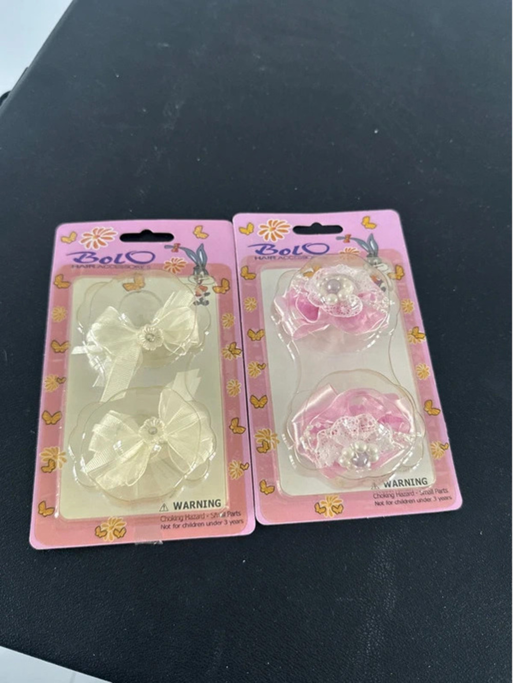 Bundle of 2 packs of hair accessories
